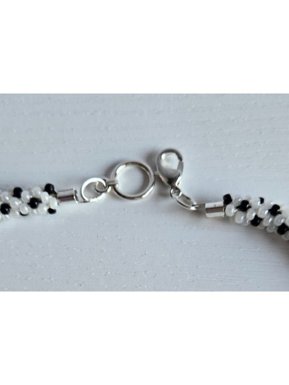 21"Black & White Necklace Medium Seed Bead Kumihimo (Japanese Brading) w/Pendant - Picture 4 of 5